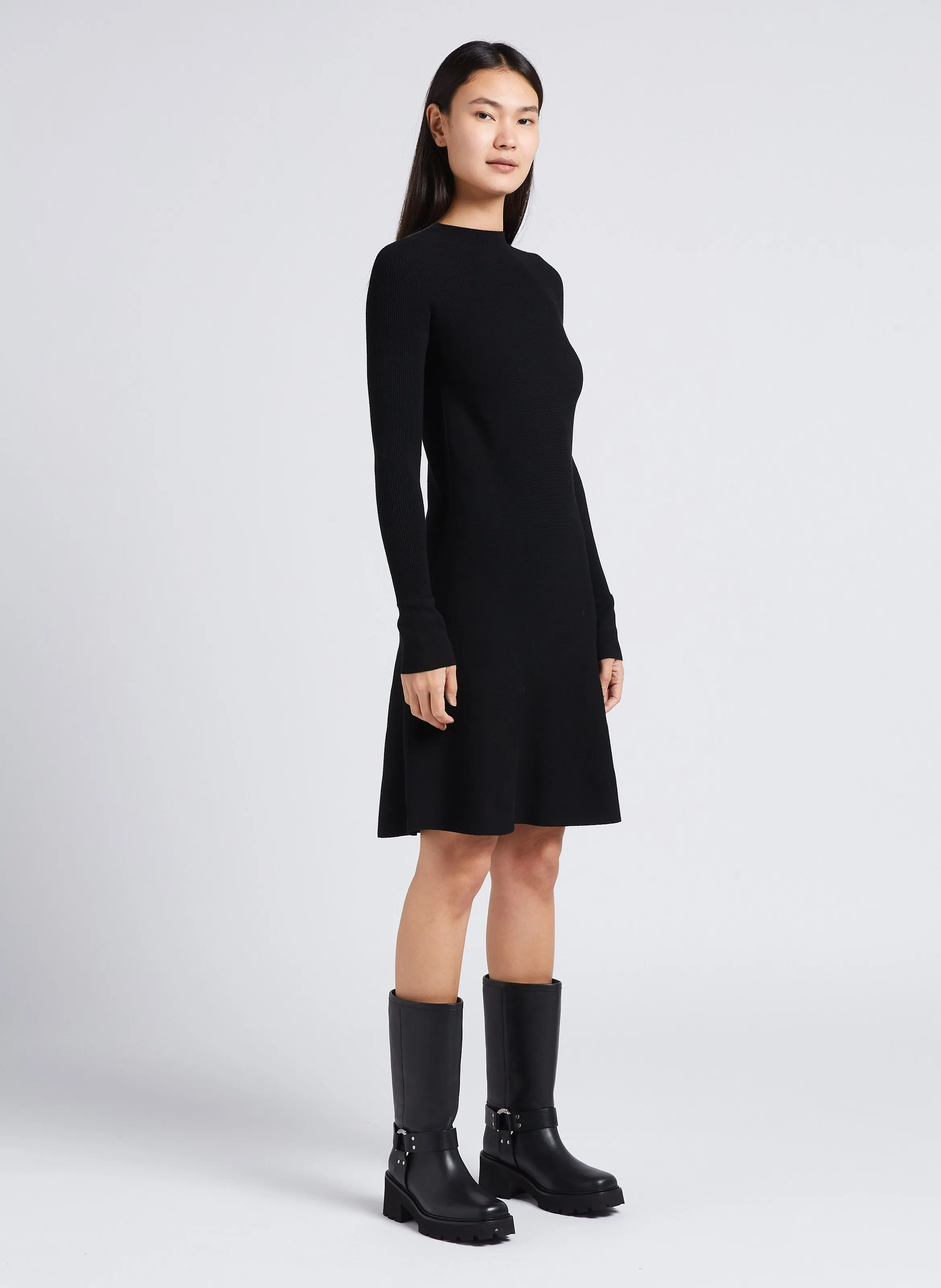 MAX MARA LEISURE PIREO - Vestido midi con cuello alto en negro