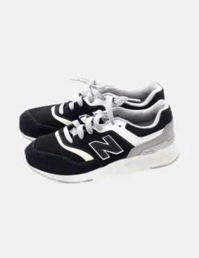 New Balance Deportiva negra básica