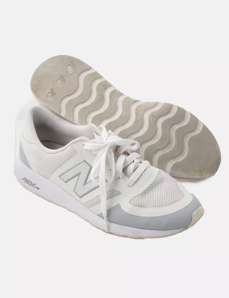 New Balance Sneaker blanca combinada