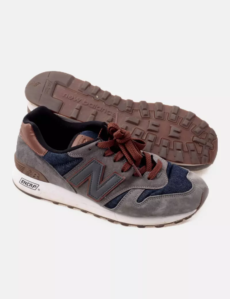 New Balance Sneaker gris combinada