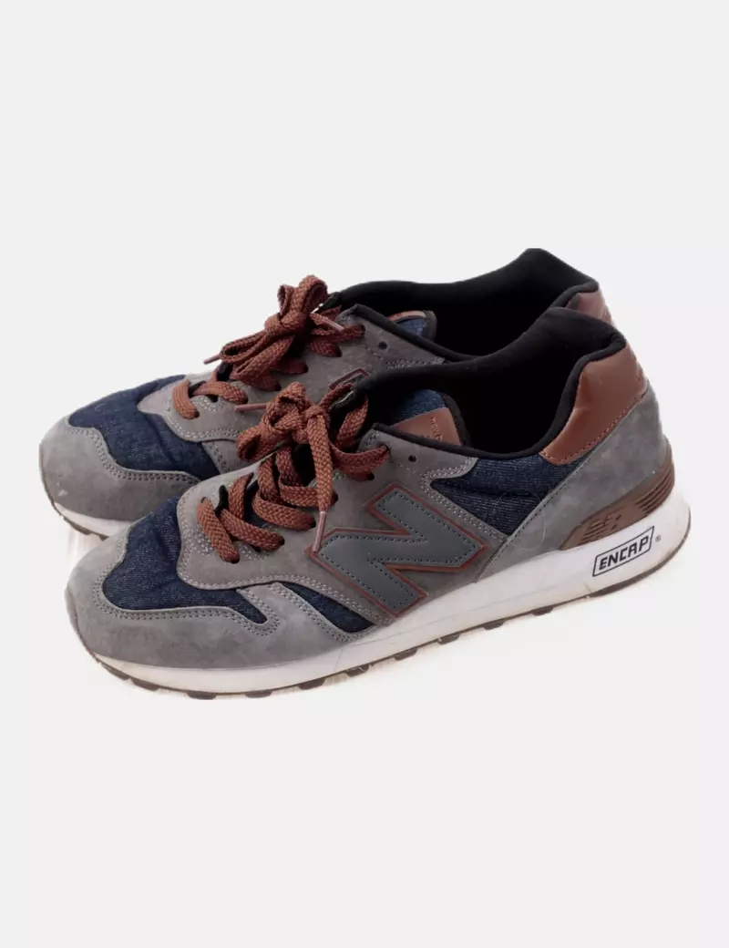 New Balance Sneaker gris combinada