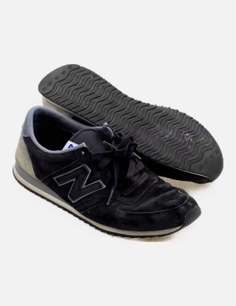 New Balance Zapatilla negra deportiva