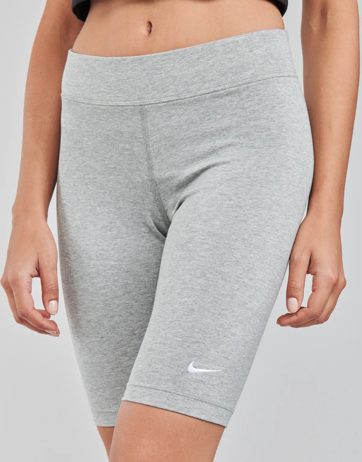 NIKE SPORTSWEAR ESSENTIAL