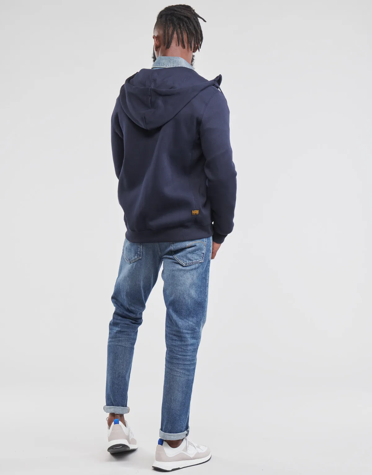 PREMIUM BASIC HOODED ZIP SWEATER