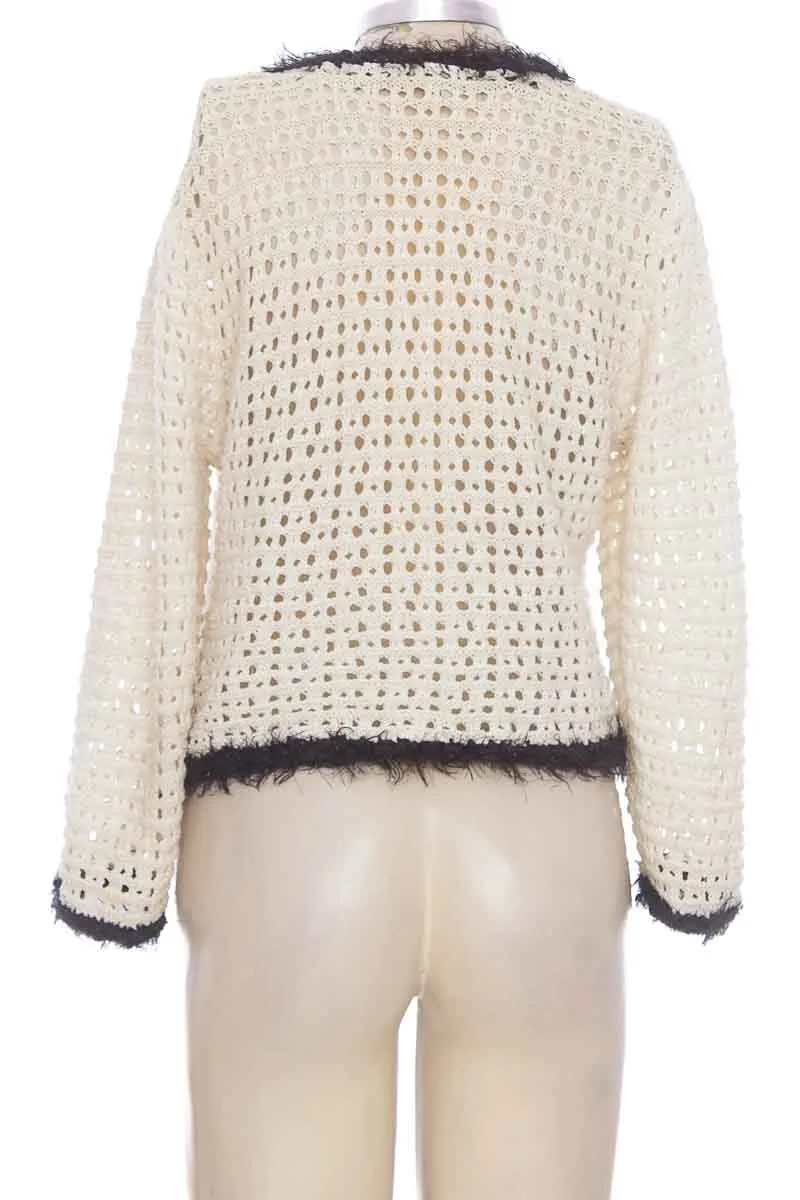 Sweater color Beige - Charlotte Russe