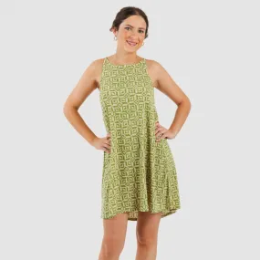 Vestido corto tirantes crepe Corinto verde hierba