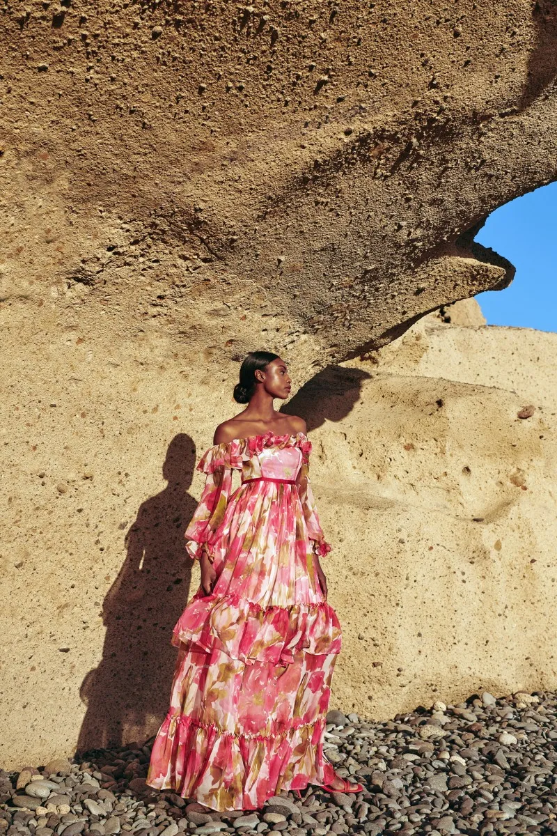 Vestido largo gasa estampado flores rojas  manga larga El Salto